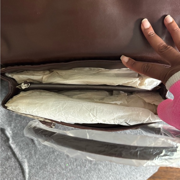 DKNY Brown and Cream Satchel - Picture 4 of 5